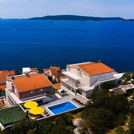 Apartments Care Округ-Доньи Экстерьер фото