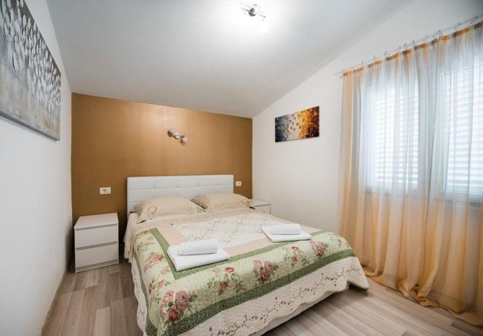 Apartments Care Округ-Доньи Экстерьер фото