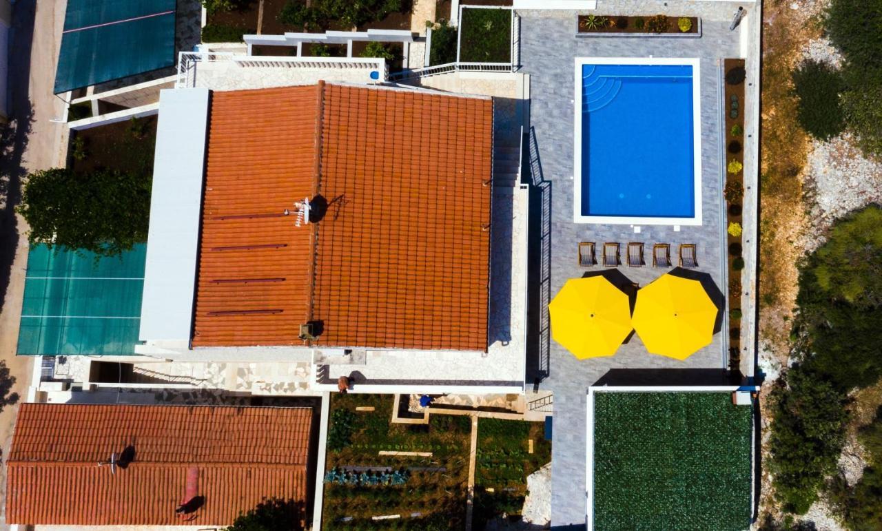 Apartments Care Округ-Доньи Экстерьер фото